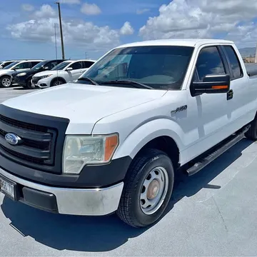 2013 Ford F-150 XLT Pickup 4D 6 1/2 ft