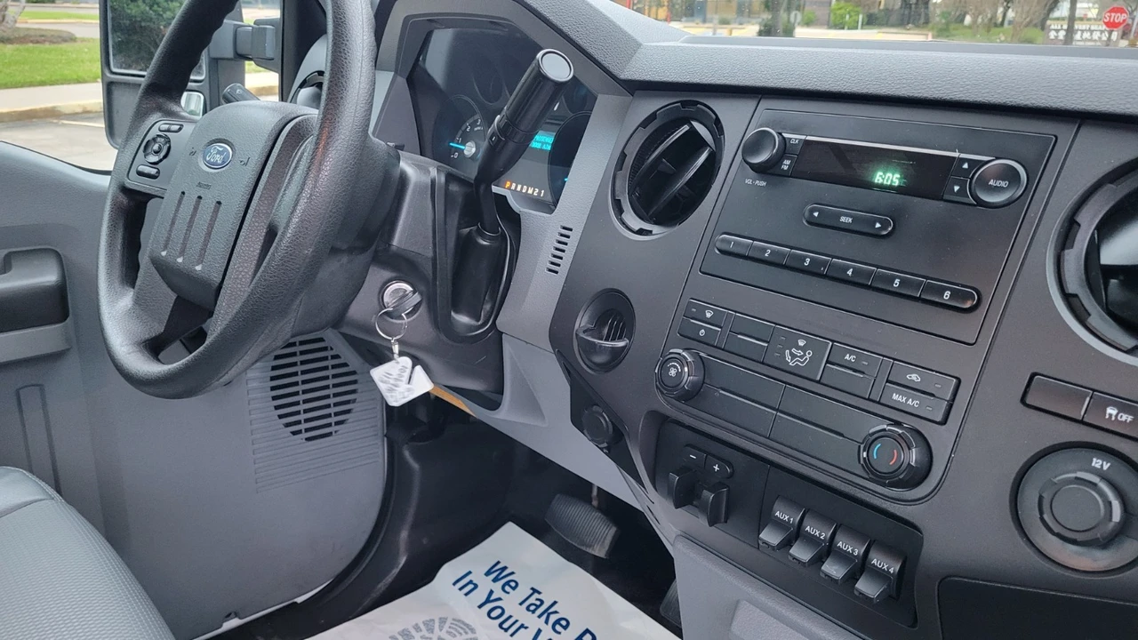 2013 Ford Super Duty 3rd Gen - Image 11 of 15