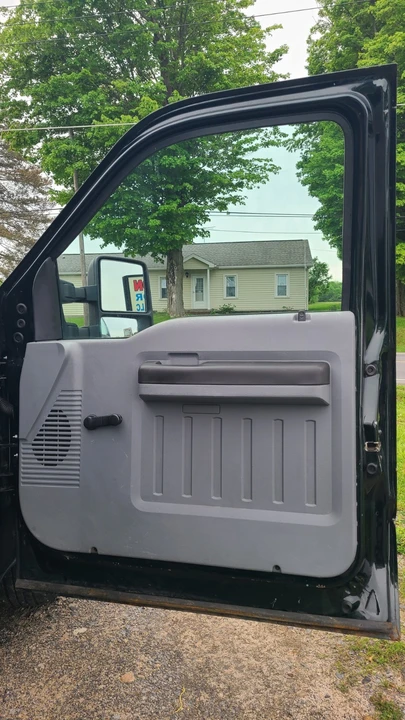2013 Ford Super Duty 3rd Gen - Image 15 of 18