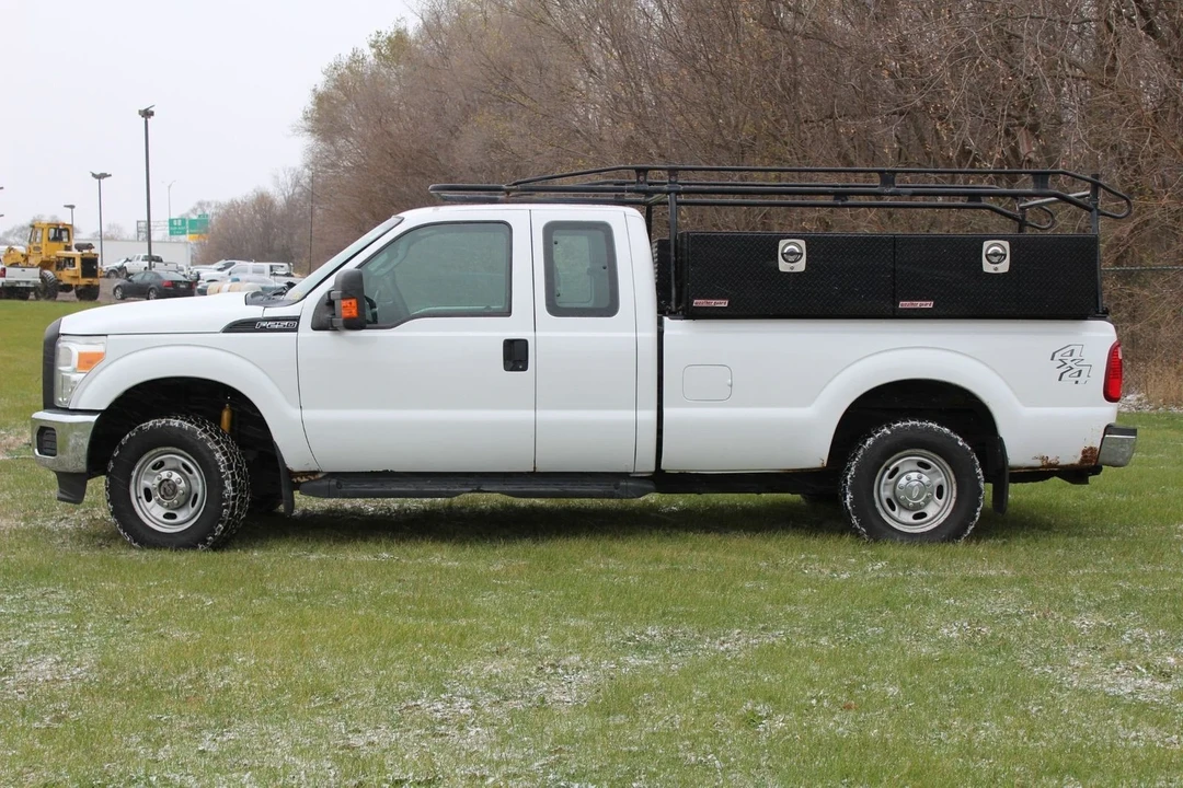 2013 Ford Super Duty 3rd Gen - Image 2 of 12