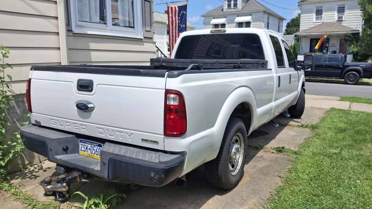 2013 Ford Super Duty 3rd Gen - Image 3 of 8