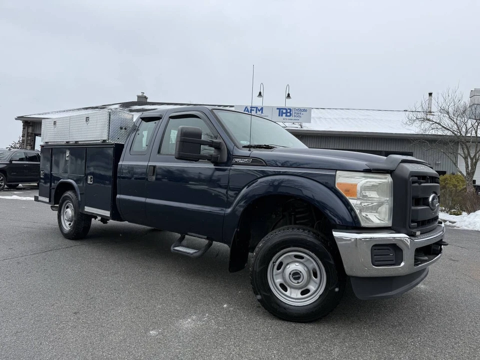 2013 Ford Super Duty 3rd Gen - Image 2 of 12