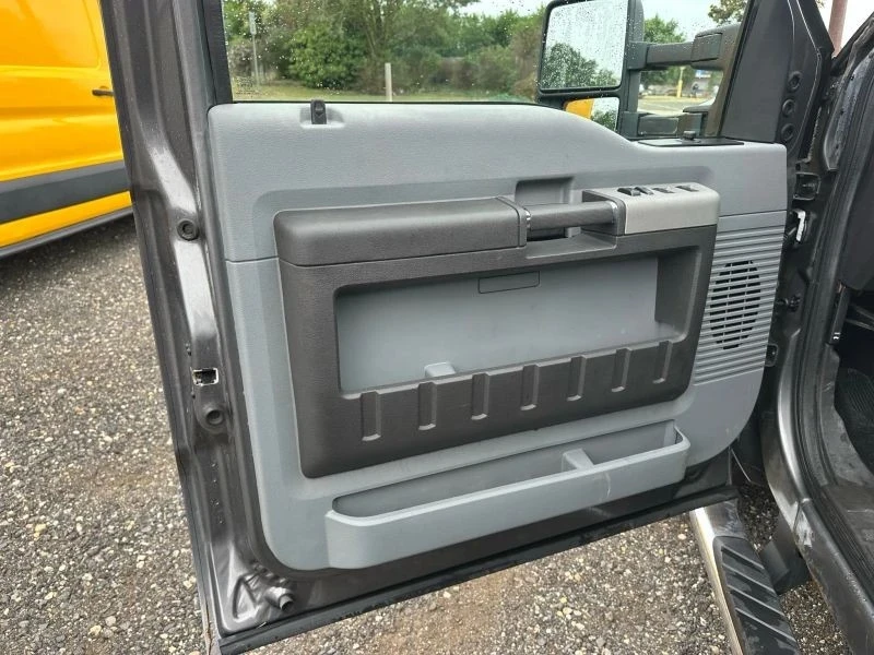 2013 Ford Super Duty 4th Gen - Image 9 of 12