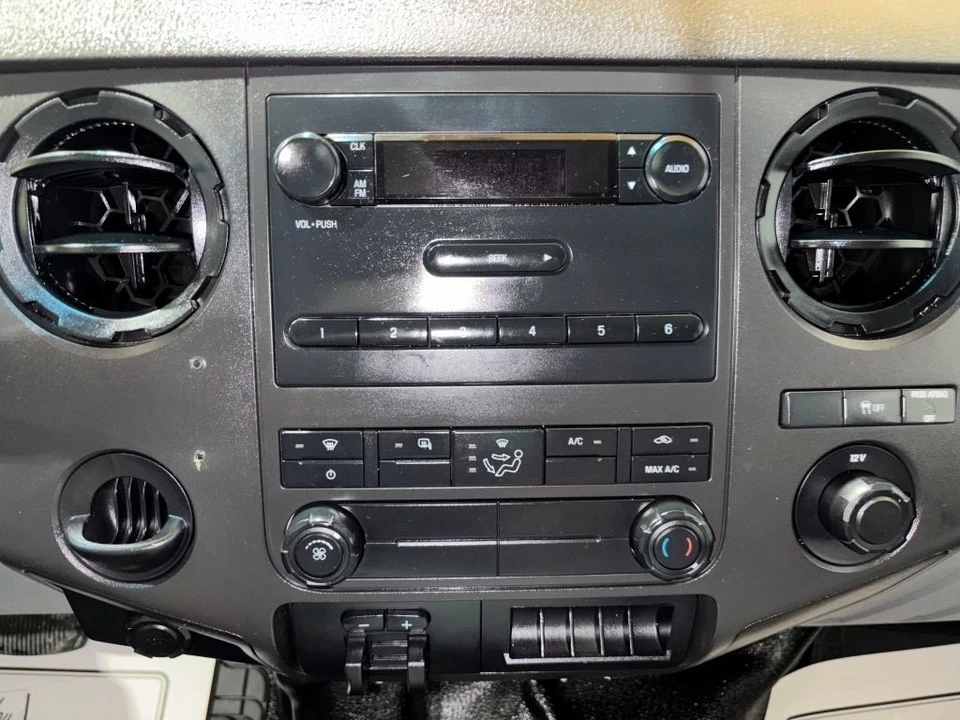 2013 Ford Super Duty 3rd Gen - Image 19 of 21
