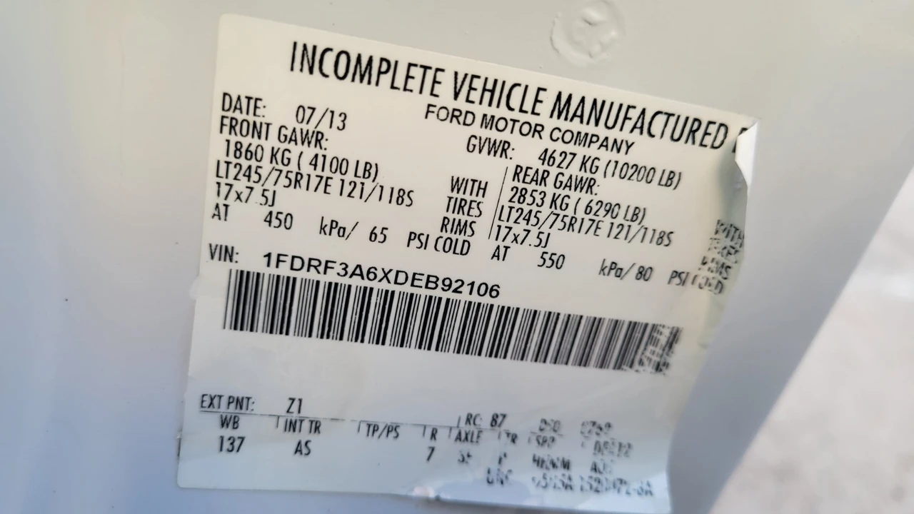 2013 Ford Super Duty 4th Gen - Image 2 of 17