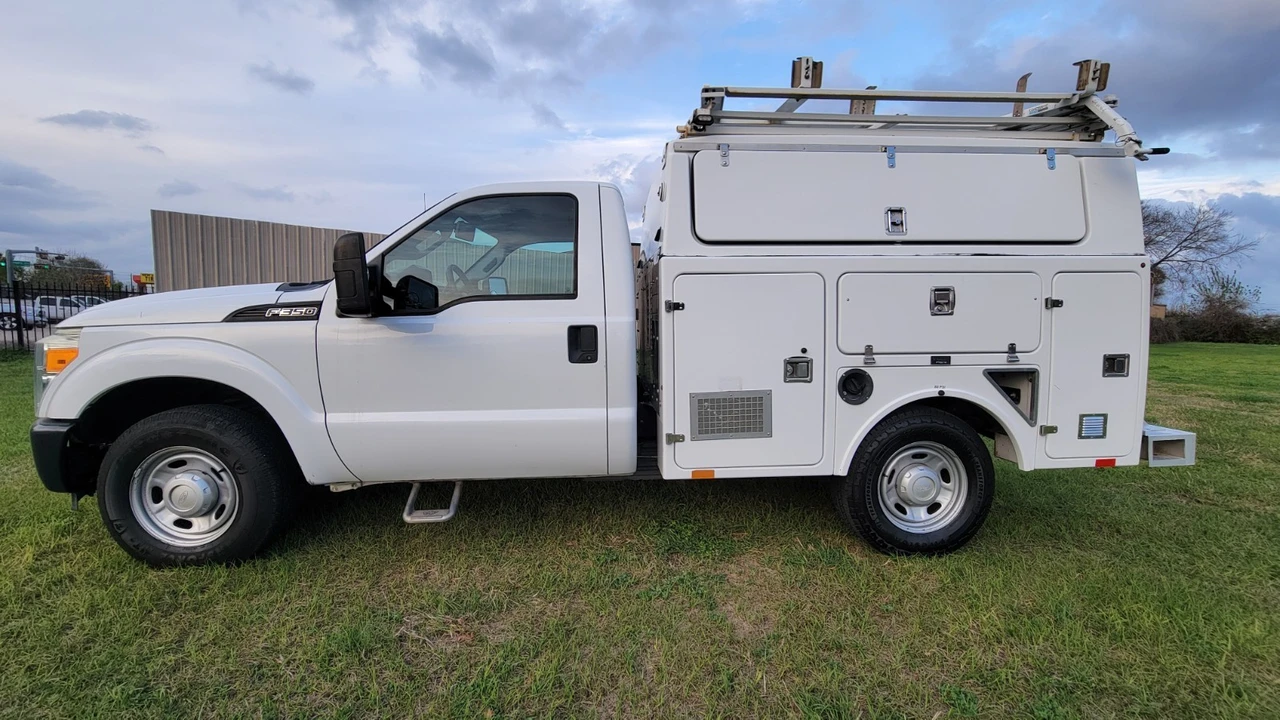 2013 Ford Super Duty 3rd Gen - Image 2 of 20