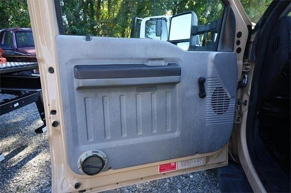 2013 Ford Super Duty 3rd Gen - Image 9 of 12