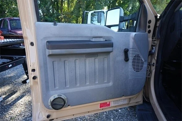 2013 Ford Super Duty 3rd Gen - Image 9 of 12