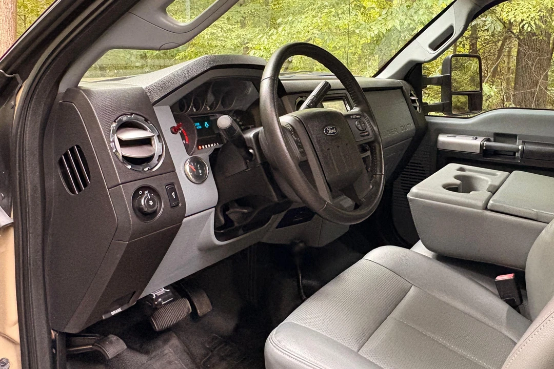2013 Ford Super Duty 3rd Gen - Image 29 of 31