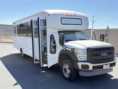 2013 Ford F-550 Super Duty Shuttle Cutaway Bus