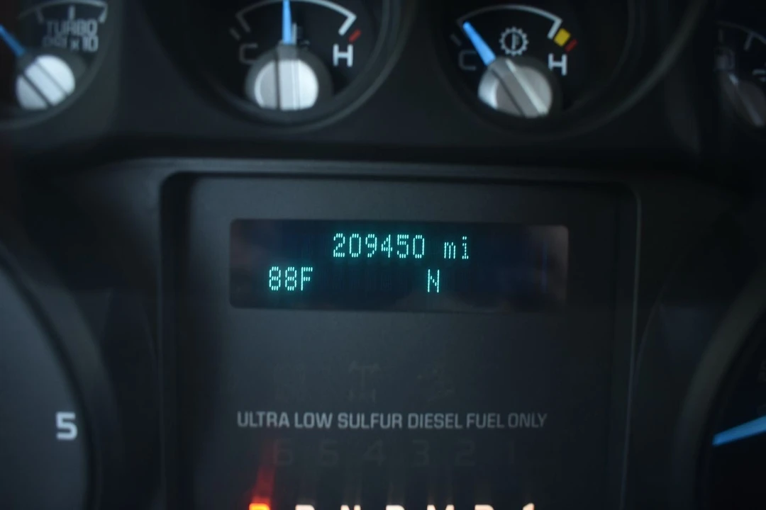 2013 Ford Super Duty 3rd Gen - Image 19 of 31