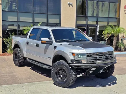 2013 Ford F-150 SuperCrew Cab SVT Raptor