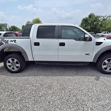 2013 Ford F150 SuperCrew Cab SVT Raptor
