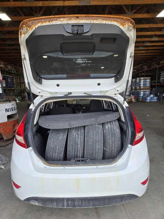 2013 Ford Fiesta - Image 7 of 8