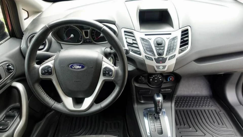2013 Ford Fiesta - Image 4 of 9