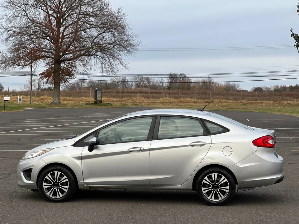 2013 Ford Fiesta - Image 3 of 21