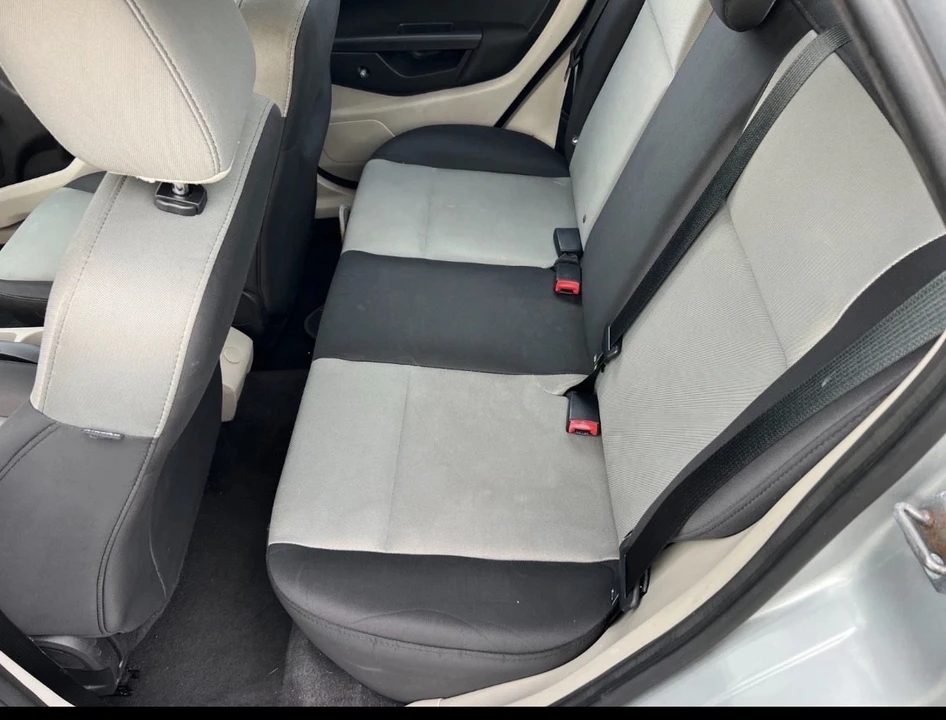 2013 Ford Fiesta - Image 13 of 20