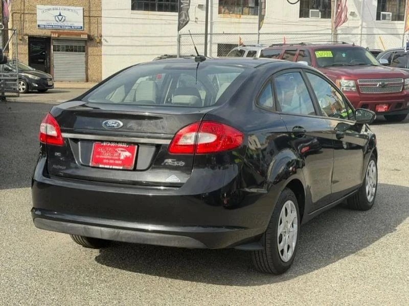 2013 Ford Fiesta - Image 4 of 12