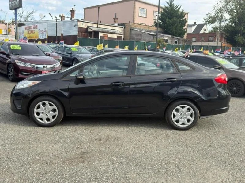 2013 Ford Fiesta - Image 7 of 12