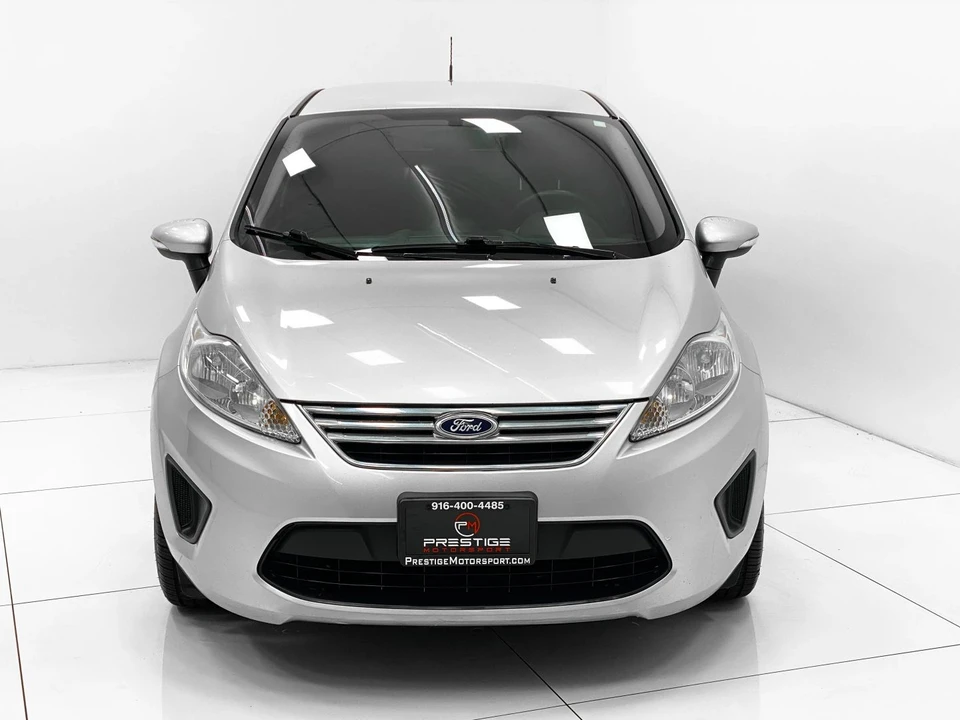 2013 Ford Fiesta - Image 2 of 21