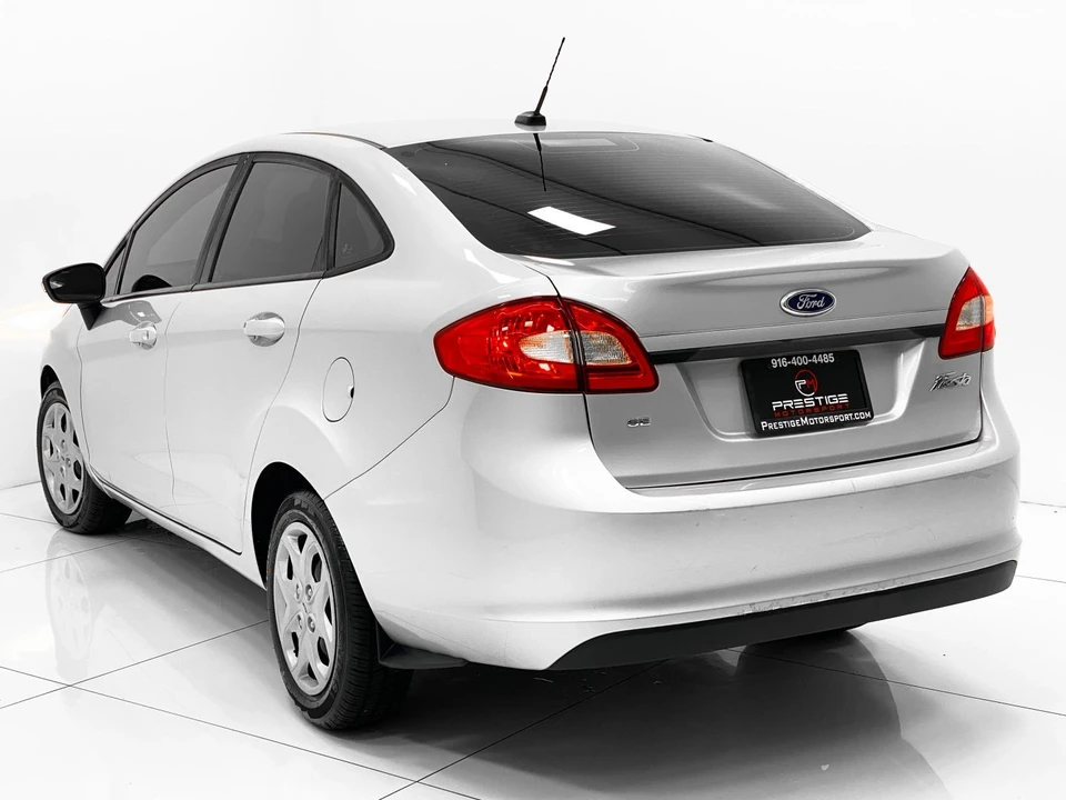 2013 Ford Fiesta - Image 4 of 12