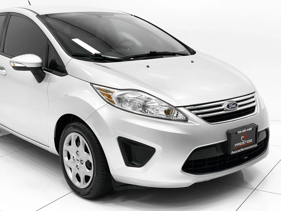2013 Ford Fiesta - Image 9 of 21