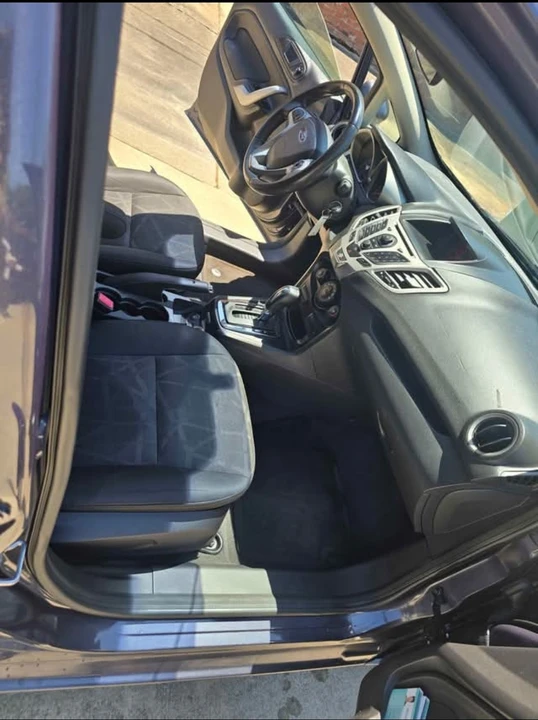 2013 Ford Fiesta - Image 14 of 17