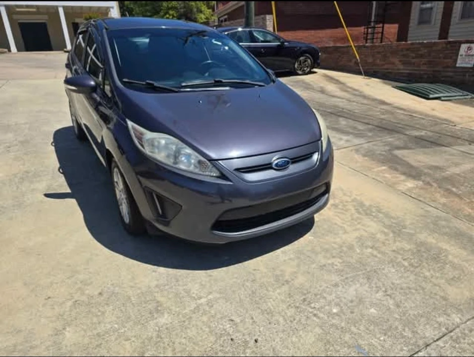 2013 Ford Fiesta - Image 2 of 17