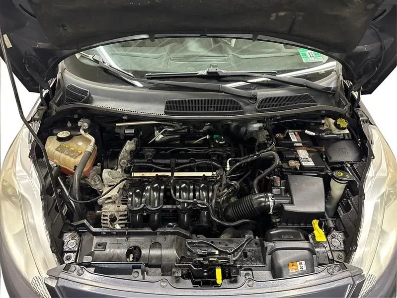 2013 Ford Fiesta - Image 11 of 12
