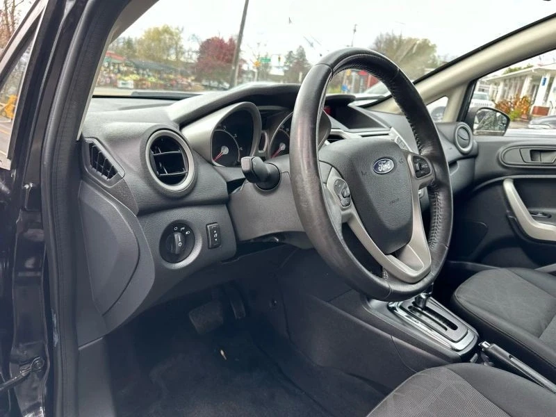 2013 Ford Fiesta - Image 10 of 12