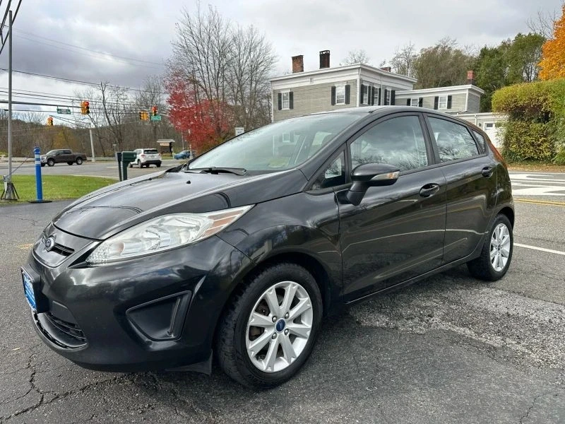 2013 Ford Fiesta - Image 2 of 12