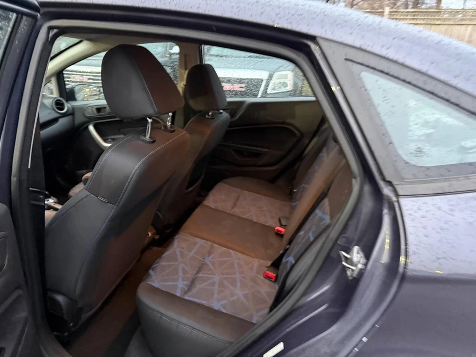 2013 Ford Fiesta - Image 16 of 21