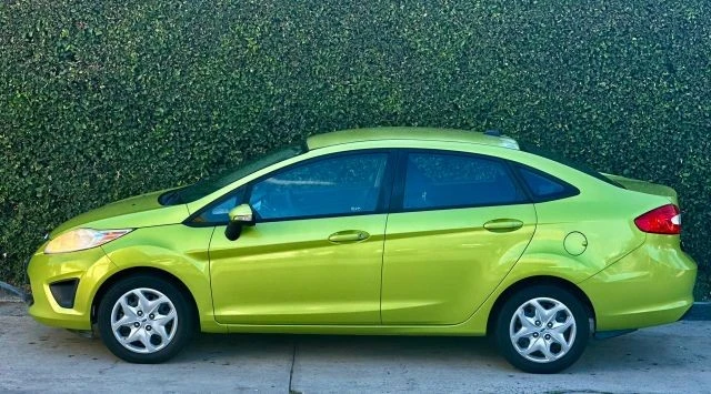 2013 Ford Fiesta - Image 8 of 21