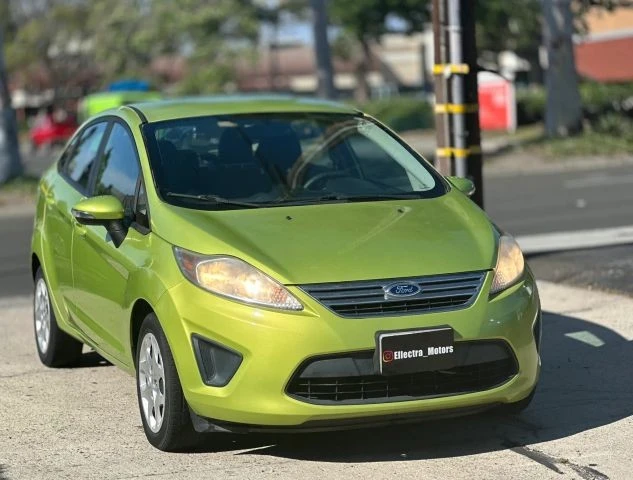 2013 Ford Fiesta - Image 11 of 21