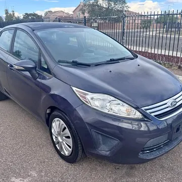 2013 Ford Fiesta SE Sedan 4D