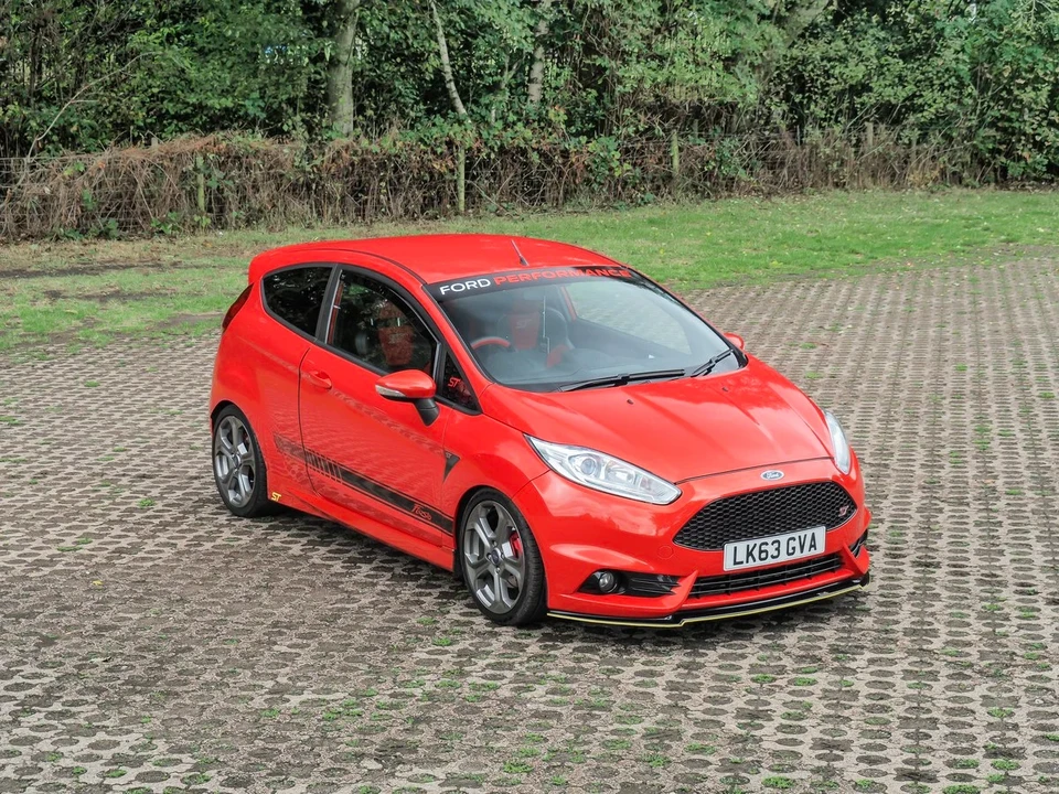 2016 Ford Fiesta - Image 16 of 30