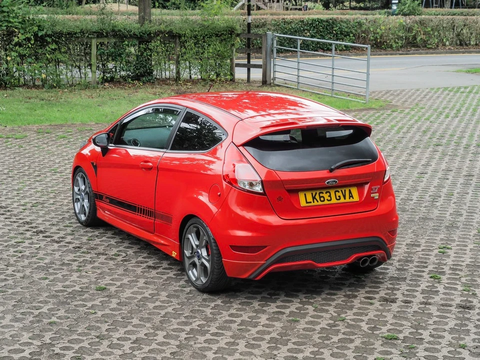 2016 Ford Fiesta - Image 21 of 30