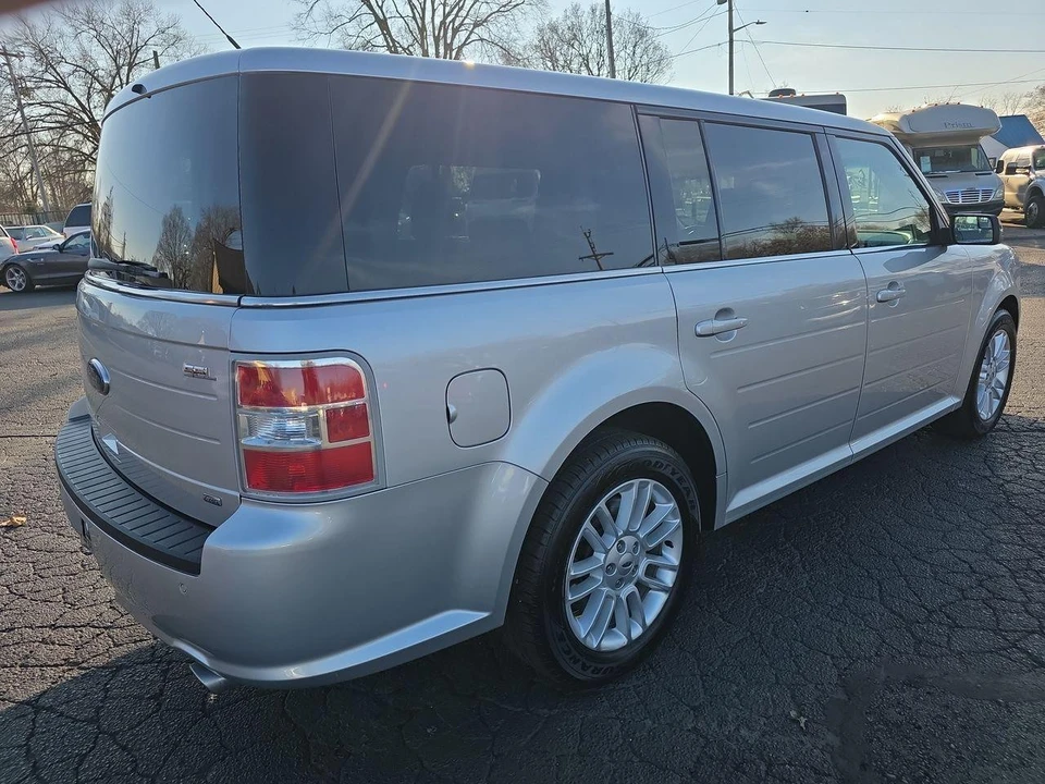 2013 Ford Flex - Image 2 of 21
