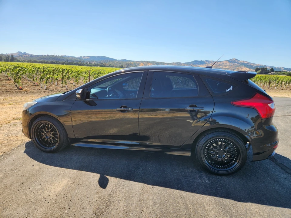 2013 Ford Focus ST 3rd Gen - Image 6 of 19