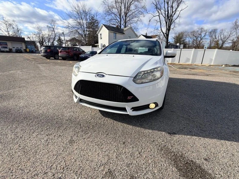 2013 Ford Focus 3rd Gen - Image 2 of 12