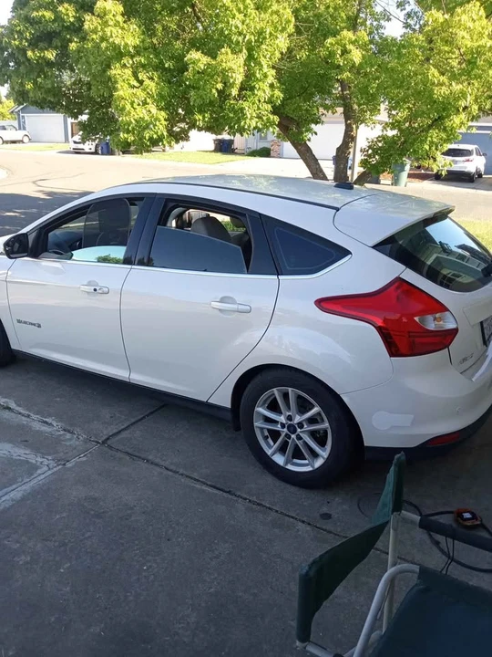 2013 Ford Focus 3rd Gen - Image 3 of 12