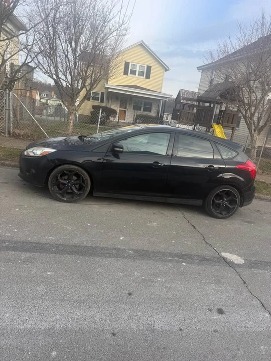 2013 Ford Focus - Image 2 of 5