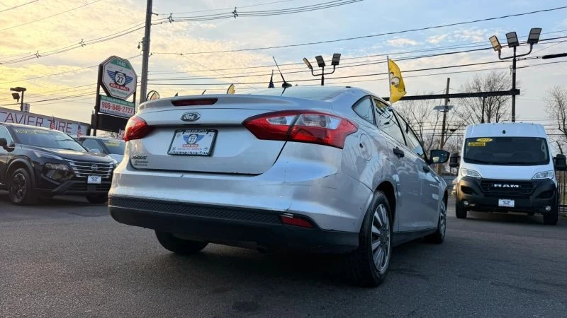 2013 Ford Focus 3rd Gen - Image 9 of 12