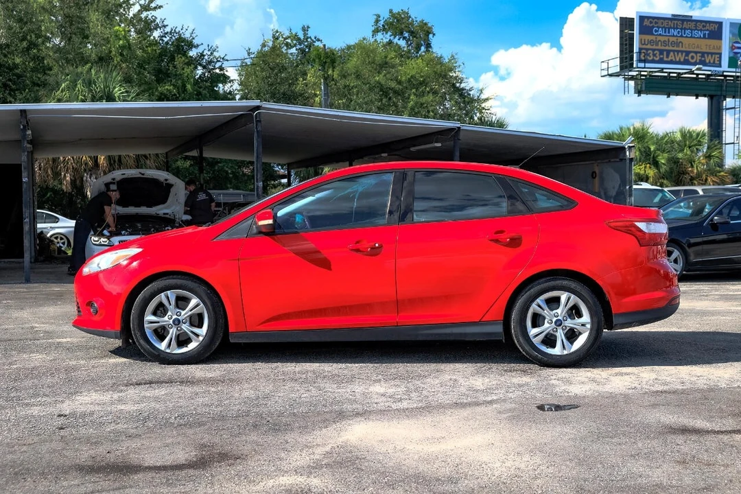 2013 Ford Focus 3rd Gen - Image 3 of 12