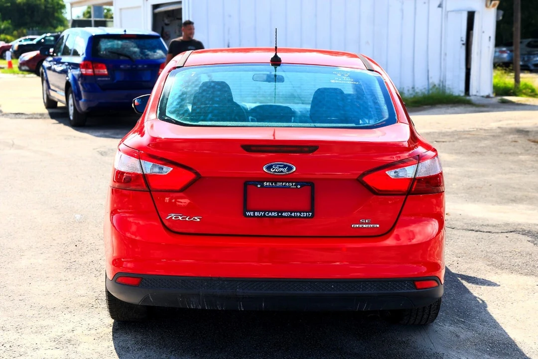 2013 Ford Focus 3rd Gen - Image 9 of 12