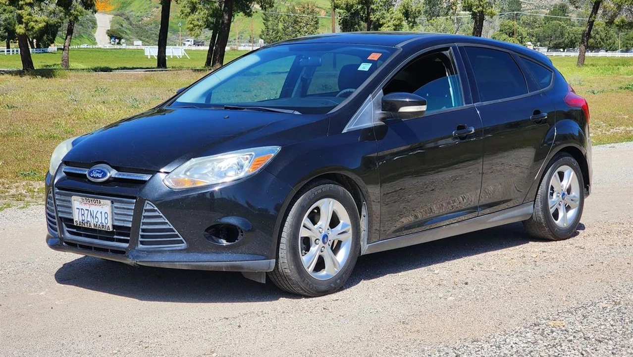 2013 Ford Focus 3rd Gen - Image 2 of 12