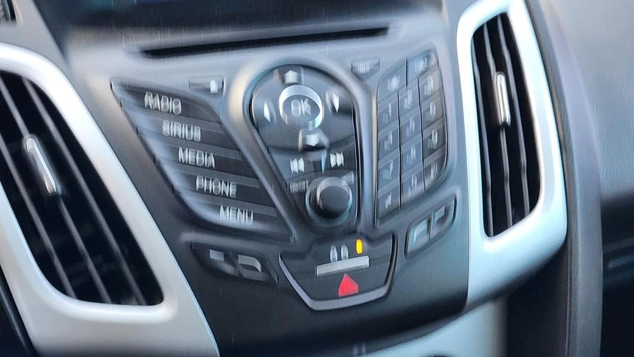 2013 Ford Focus 3rd Gen - Image 21 of 28