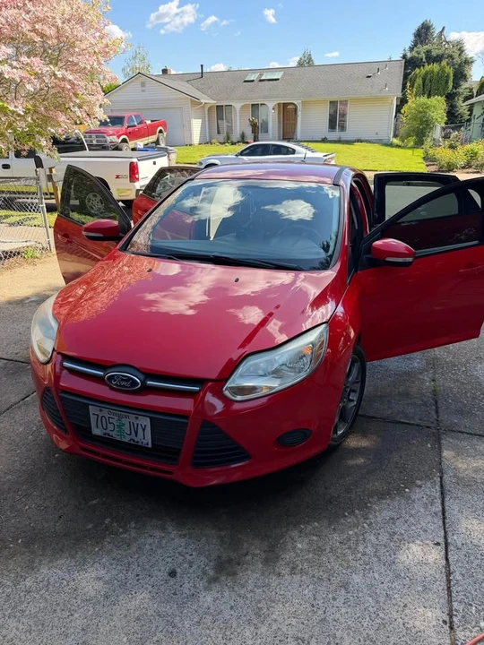 2013 Ford Focus 3rd Gen - Image 2 of 8