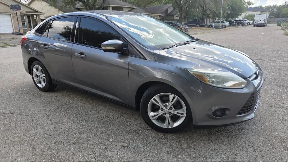 2013 Ford Focus 3rd Gen - Image 2 of 9