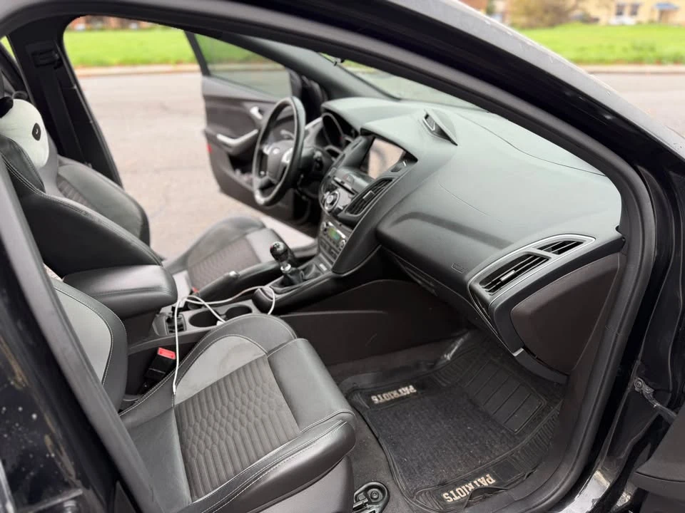 2013 Ford Focus ST 3rd Gen - Image 14 of 15